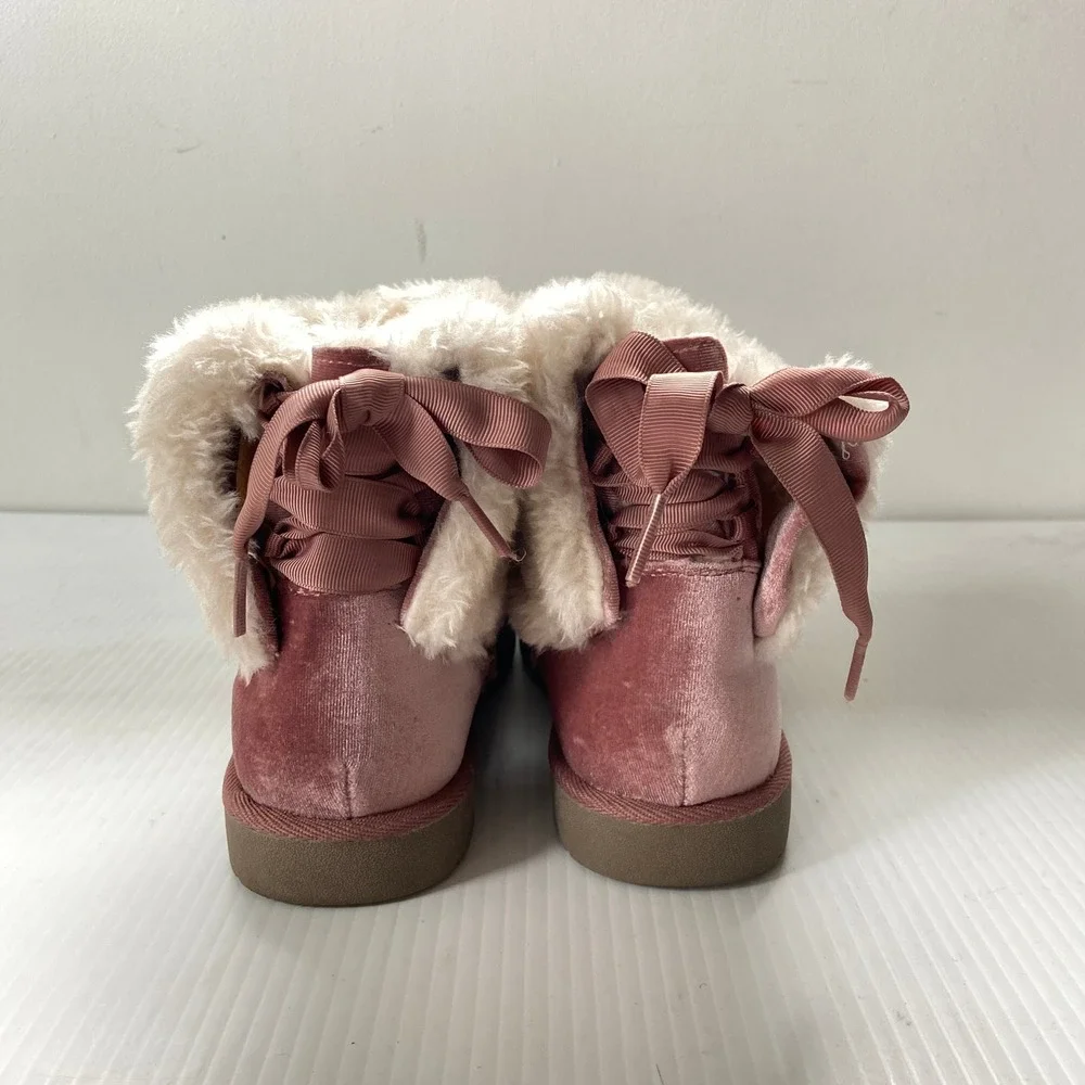Arizona Itsy Blush Pink Velvet Faux Fur Lined Winter Boots Booties Womens 8M